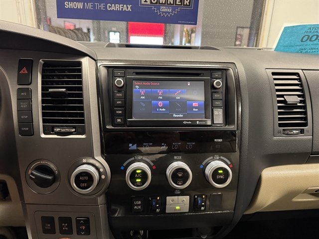Used 2014 Toyota Sequoia Platinum AWD/4WD image 31