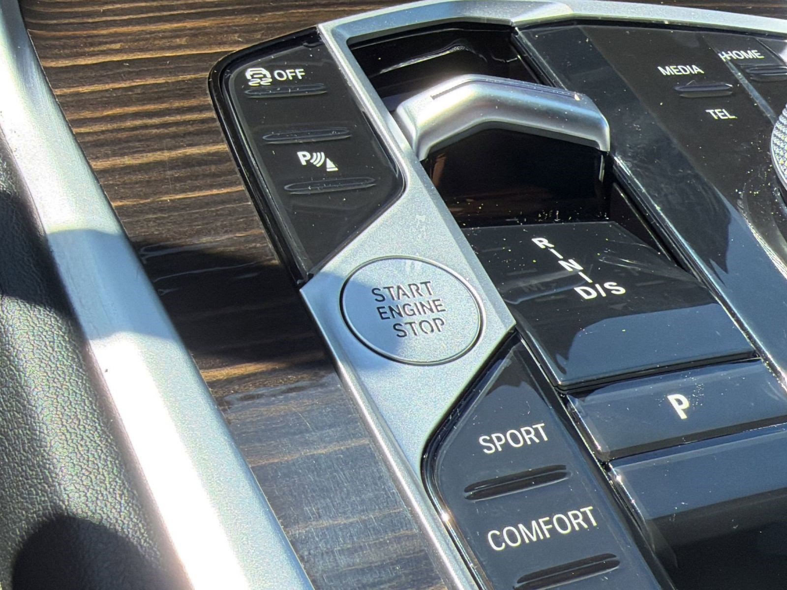 Certified 2025 BMW X6 xDrive40i image 26