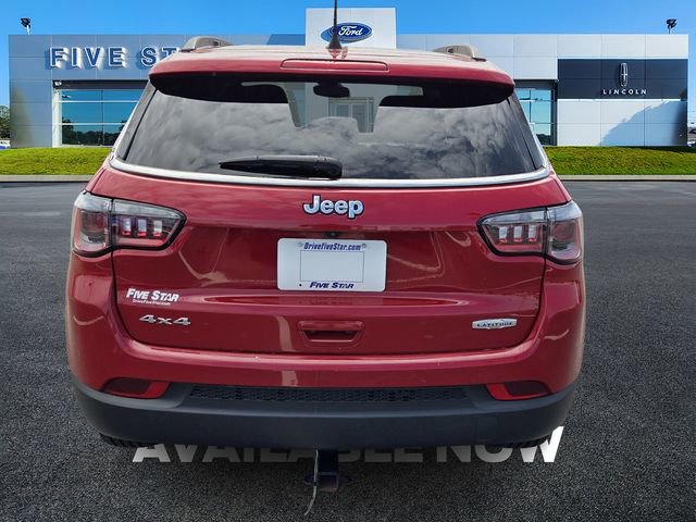Used 2023 Jeep Compass Latitude image 6