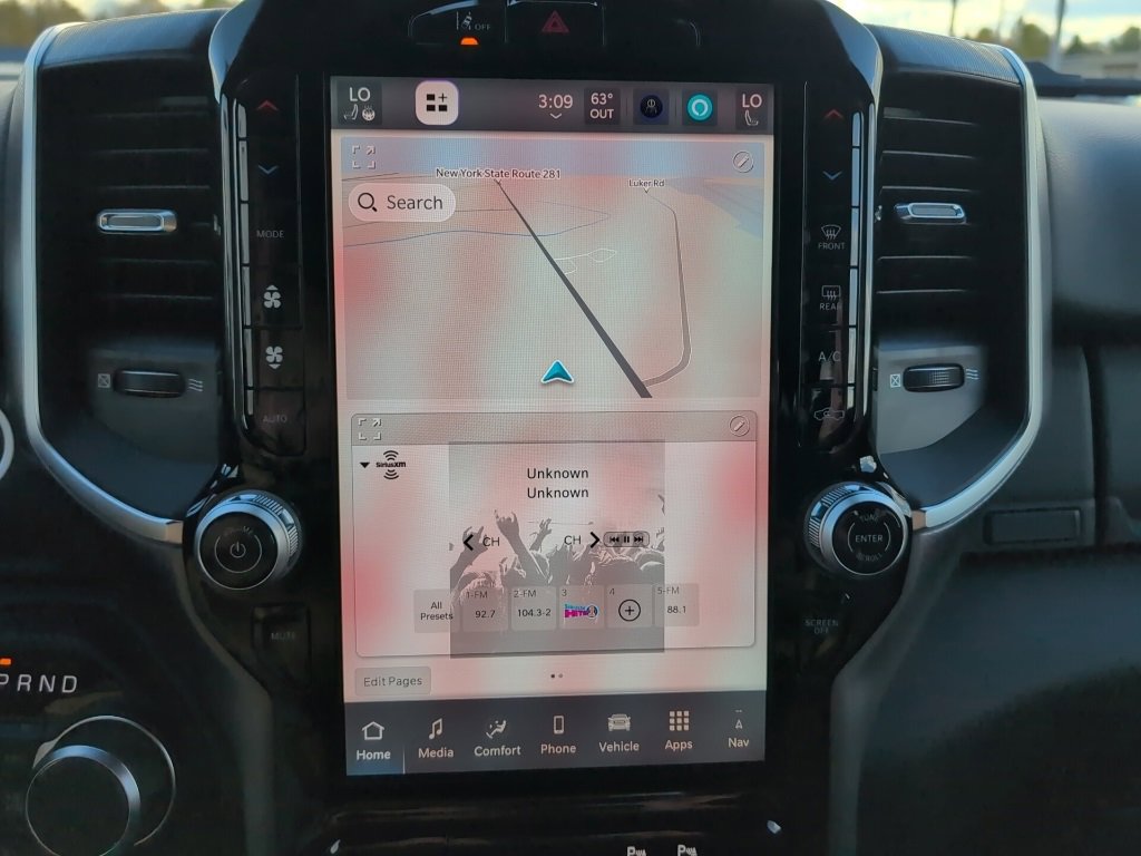 New 2026 RAM 1500 4x4 Crew Cab image 31