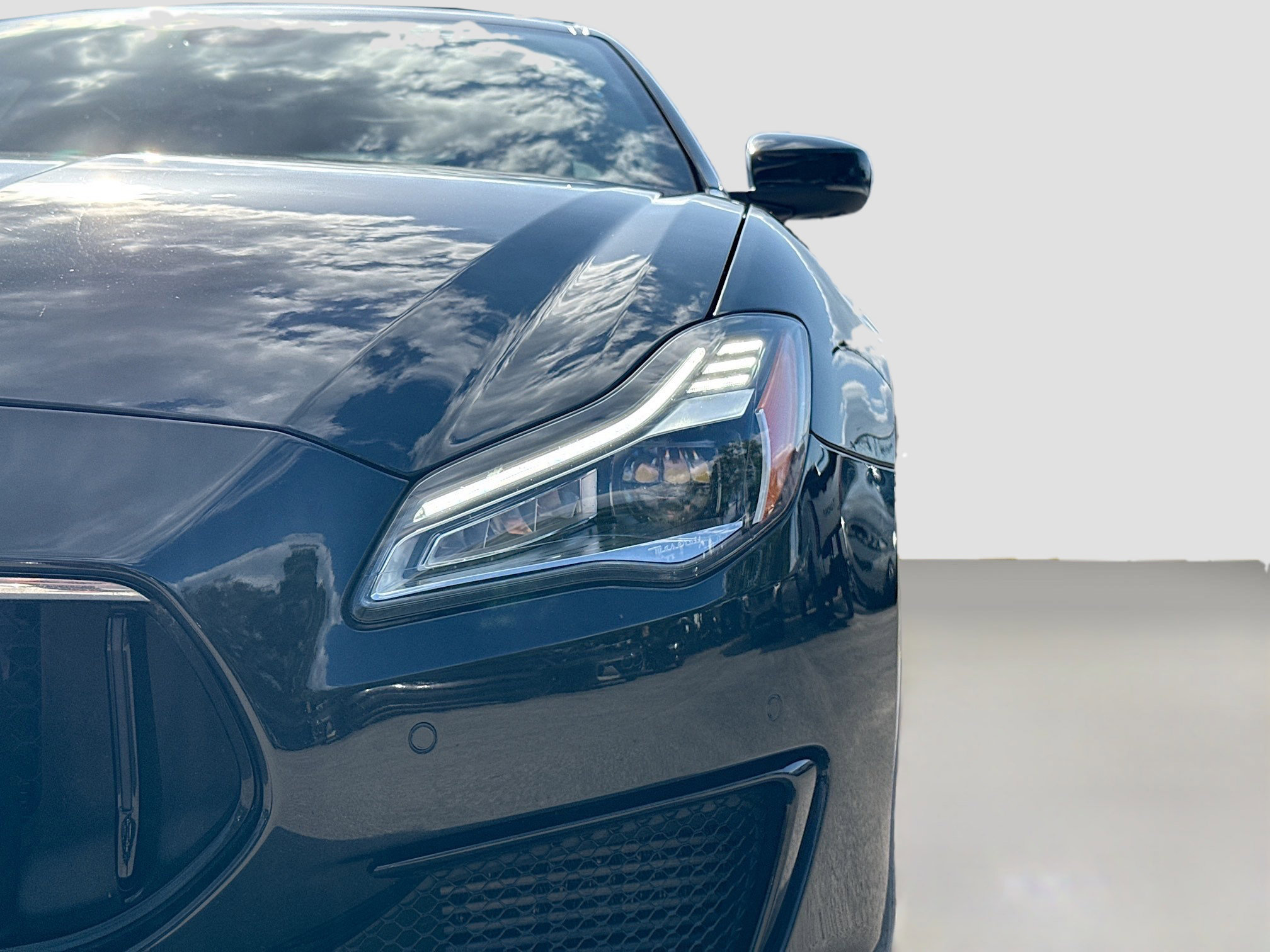 Used 2022 Maserati Quattroporte Modena RWD image 9