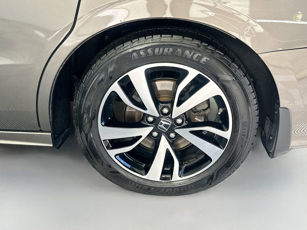 Used 2019 Honda Odyssey Elite image 35