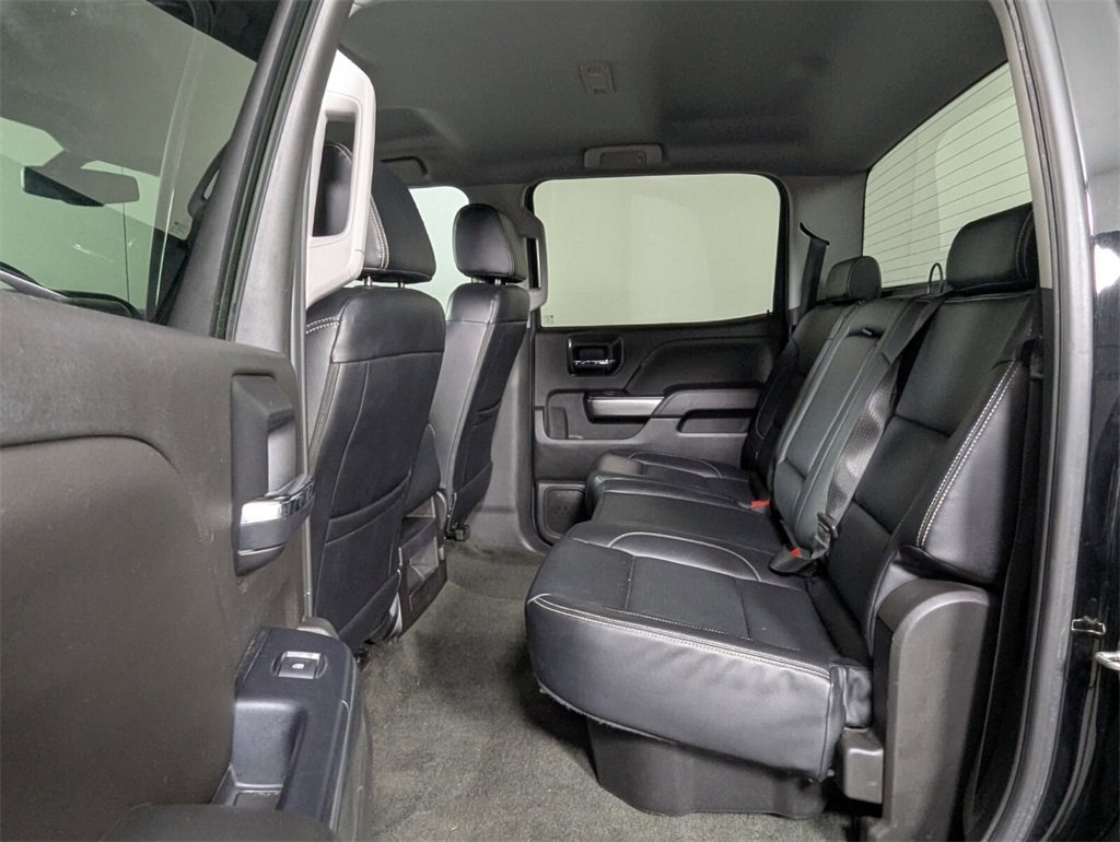 Used 2018 Chevrolet Silverado 1500 LT w/ All Star Edition image 21