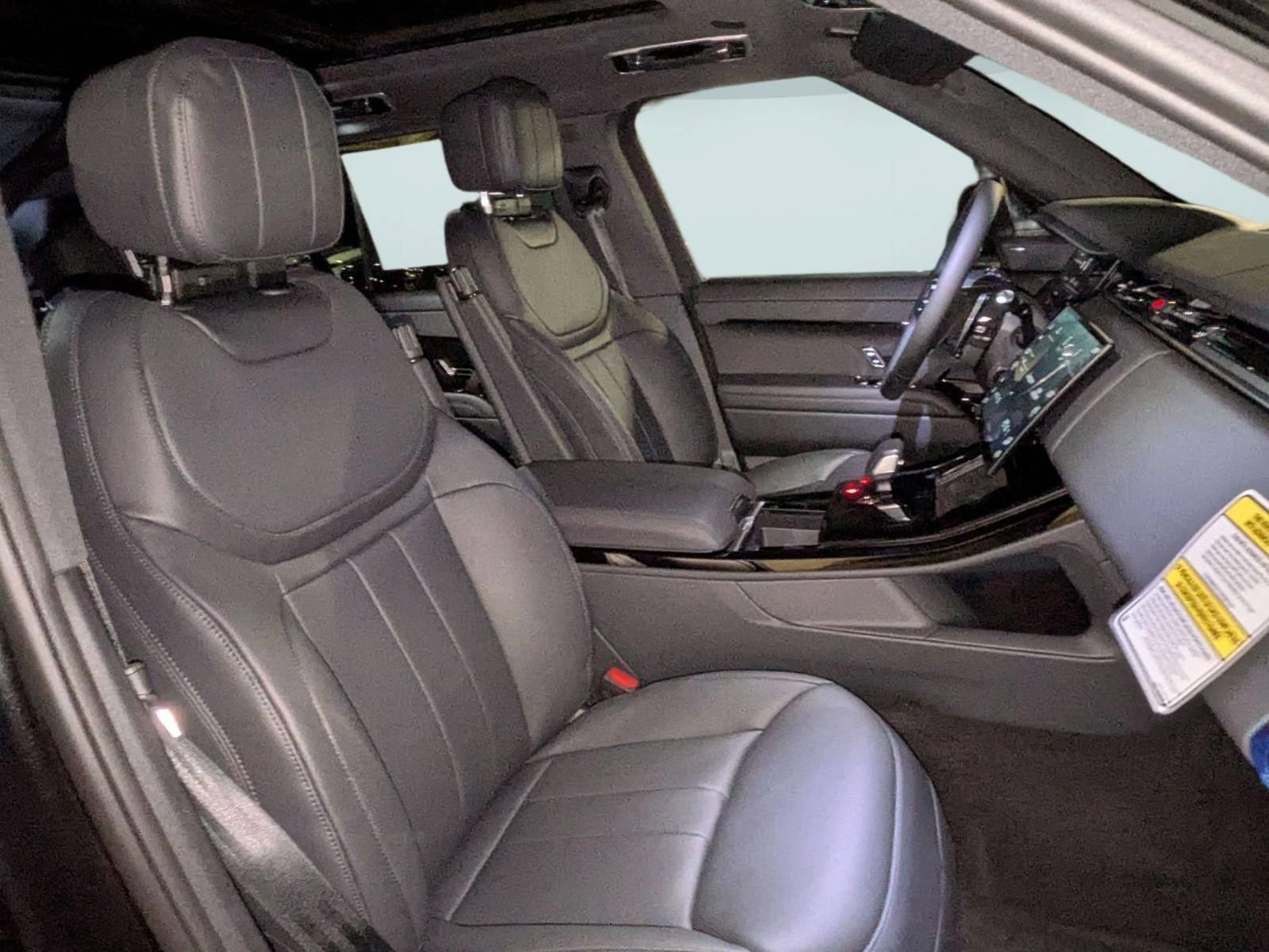 New 2026 Land Rover Range Rover Sport SE AWD/4WD image 30