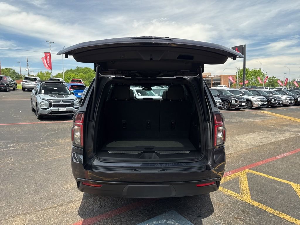 Used 2023 Chevrolet Tahoe Z71 w/ Luxury Package image 8