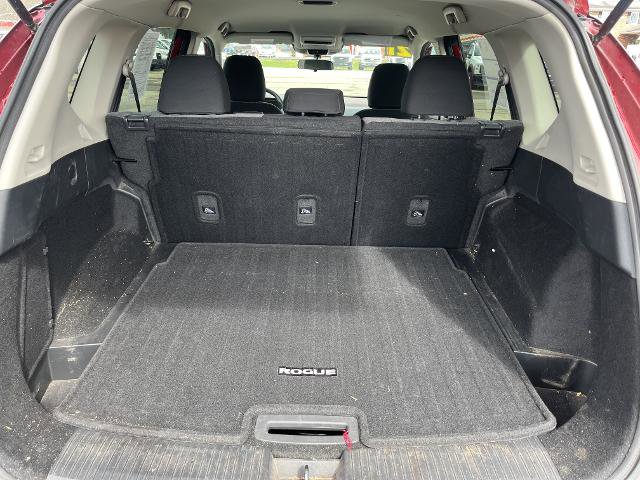 Used 2021 Nissan Rogue S image 14