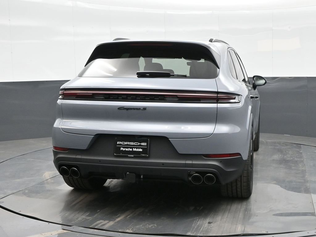 New 2026 Porsche Cayenne S image 6