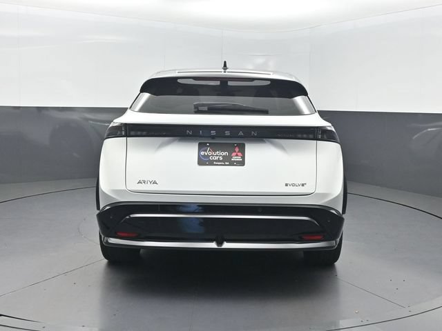 Used 2023 Nissan Ariya FWD image 23
