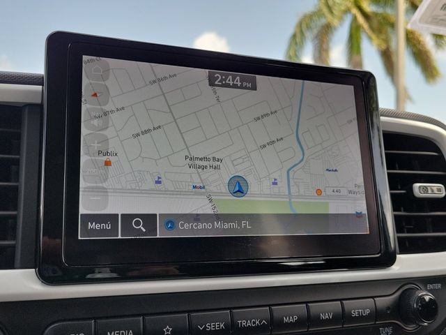 Used 2022 Hyundai Venue Limited w/ Cargo Package FWD image 23