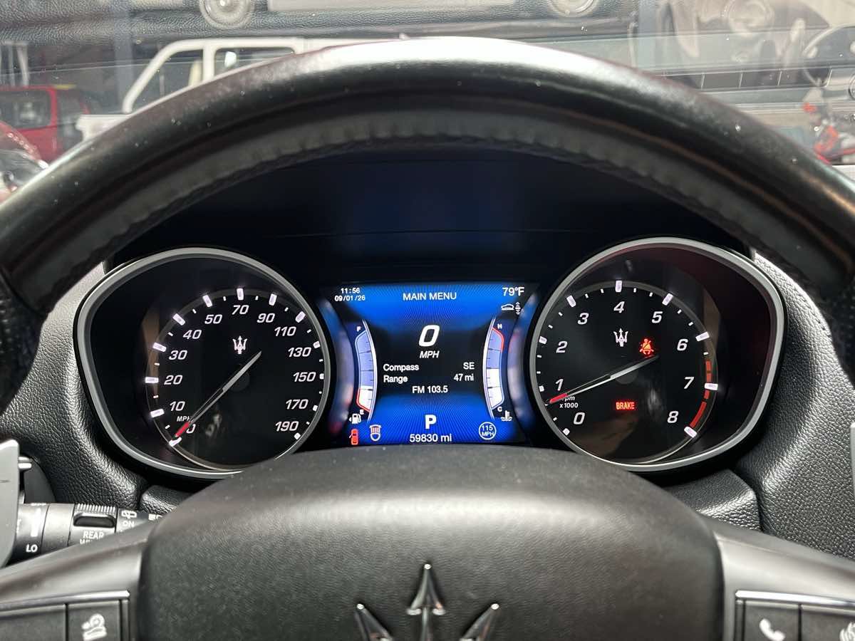 Used 2017 Maserati Levante w/ Sport Package AWD/4WD image 17