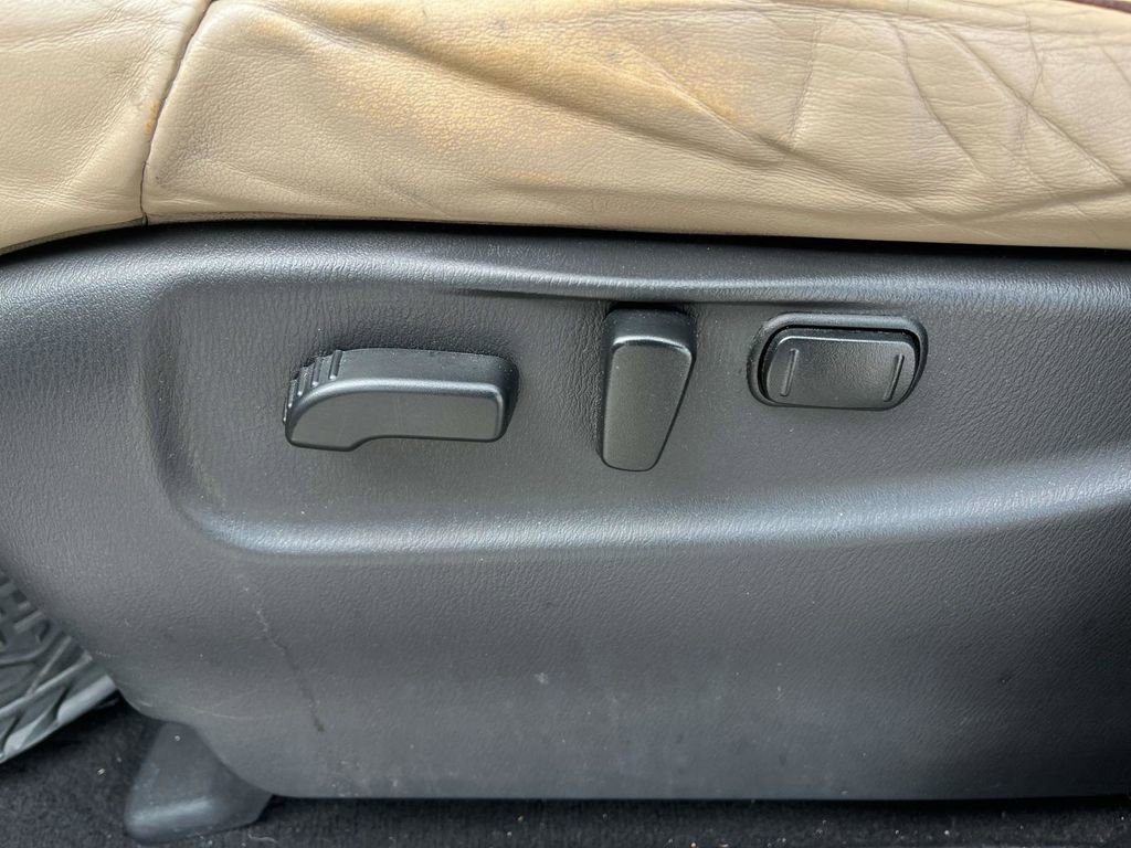 Used 2018 Nissan Armada SL w/ Premium Package image 30