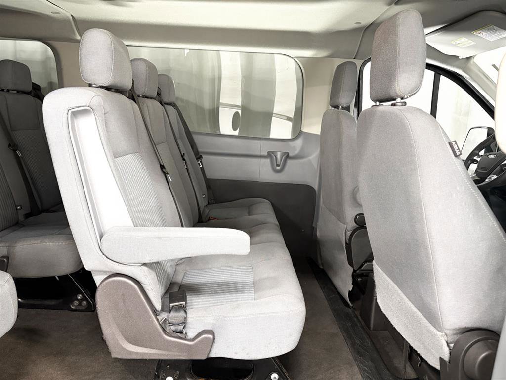 Used 2015 Ford Transit 350 XLT image 5