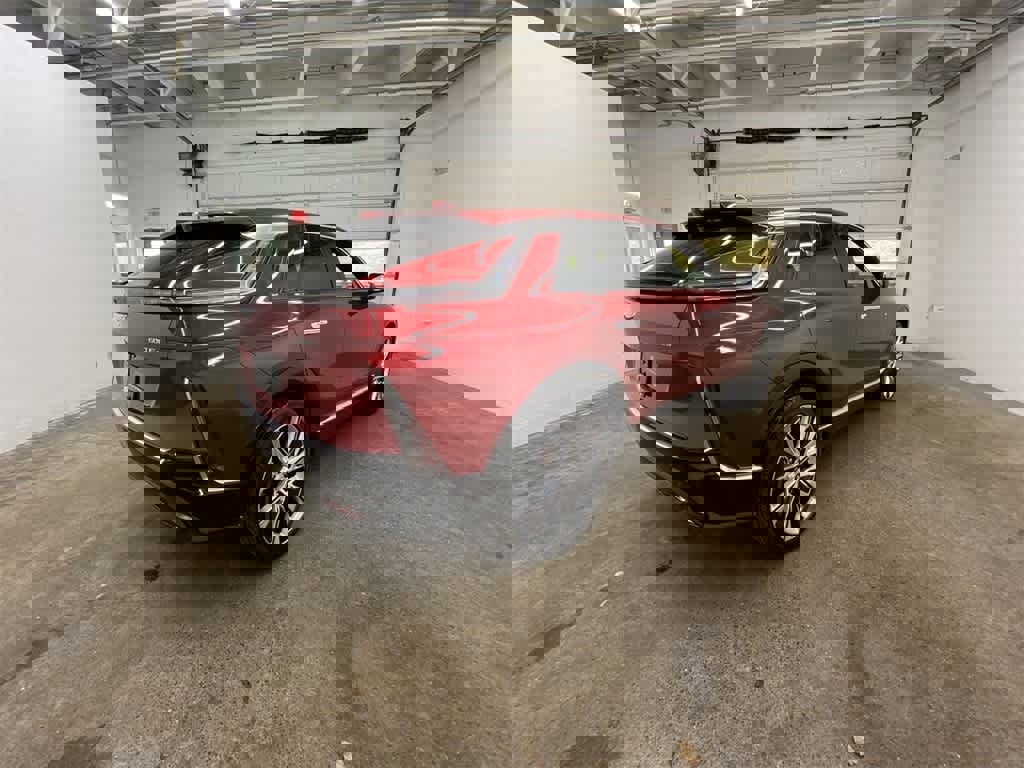 Used 2024 Cadillac Lyriq Luxury w/ LPO, Floor Liner Package image 6