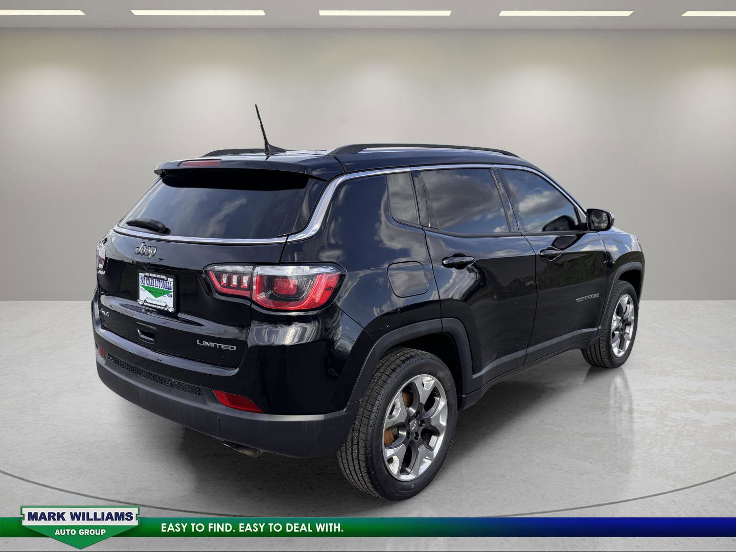 Used 2019 Jeep Compass Limited image 4