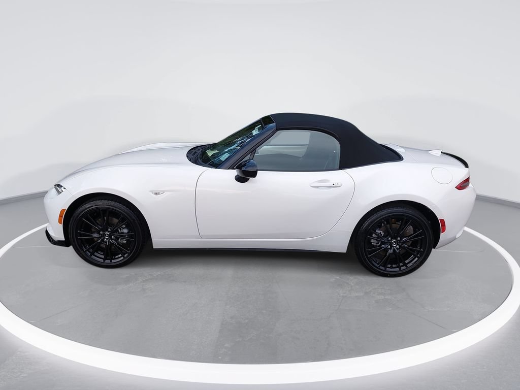 New 2026 MAZDA MX-5 Miata Club w/ Interior Package RWD image 8