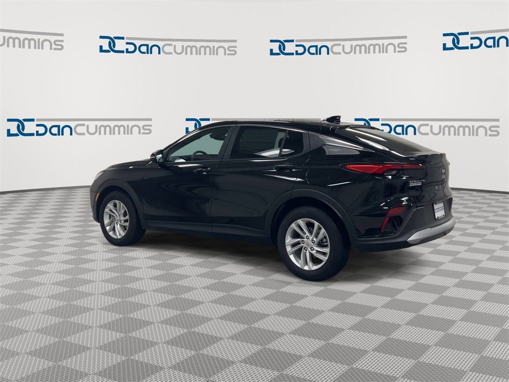 Certified 2025 Buick Envista Preferred w/ Convenience I Package image 6