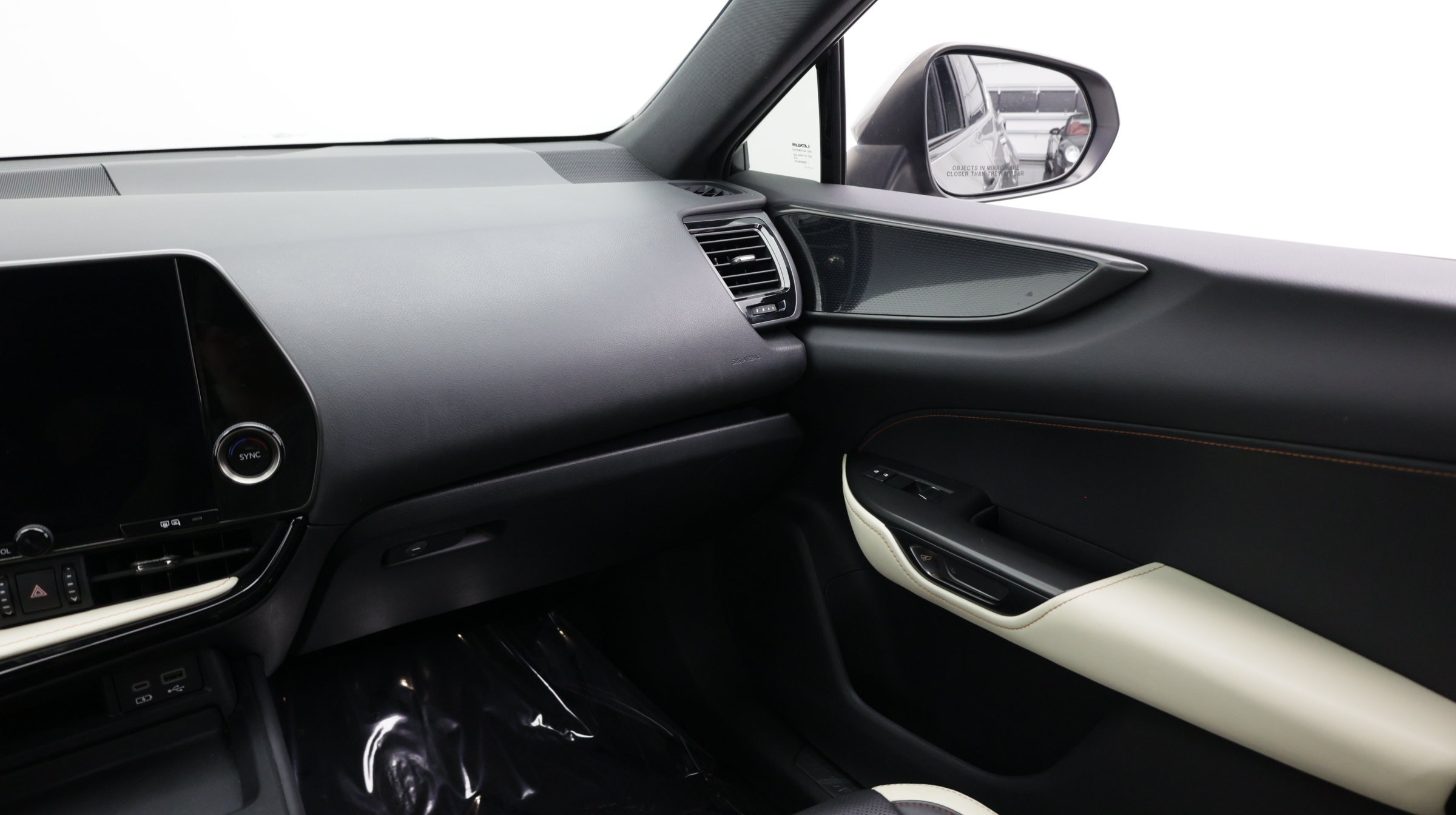 Used 2023 Lexus NX 250 FWD w/ Towing Package (2000 Lbs) image 33
