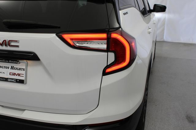 Used 2022 GMC Terrain SLE w/ Driver Convenience Package FWD image 11