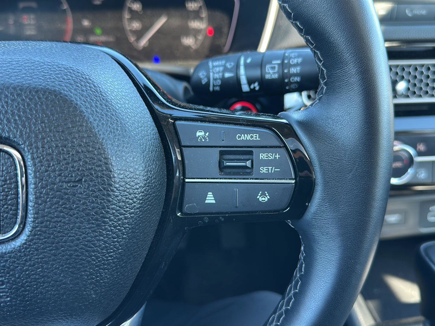 Used 2023 Honda Civic EX-L image 12