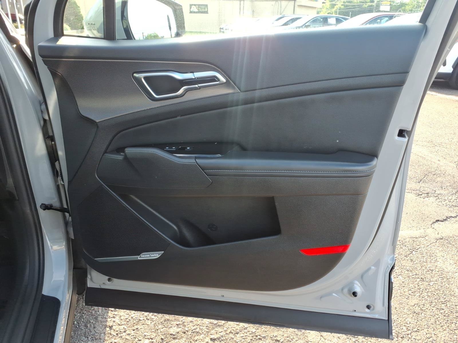 Used 2023 Kia Sportage SX FWD image 30