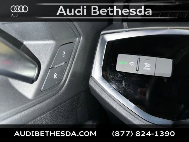 Certified 2025 Audi Q3 2.0T Premium w/ Convenience Package image 15