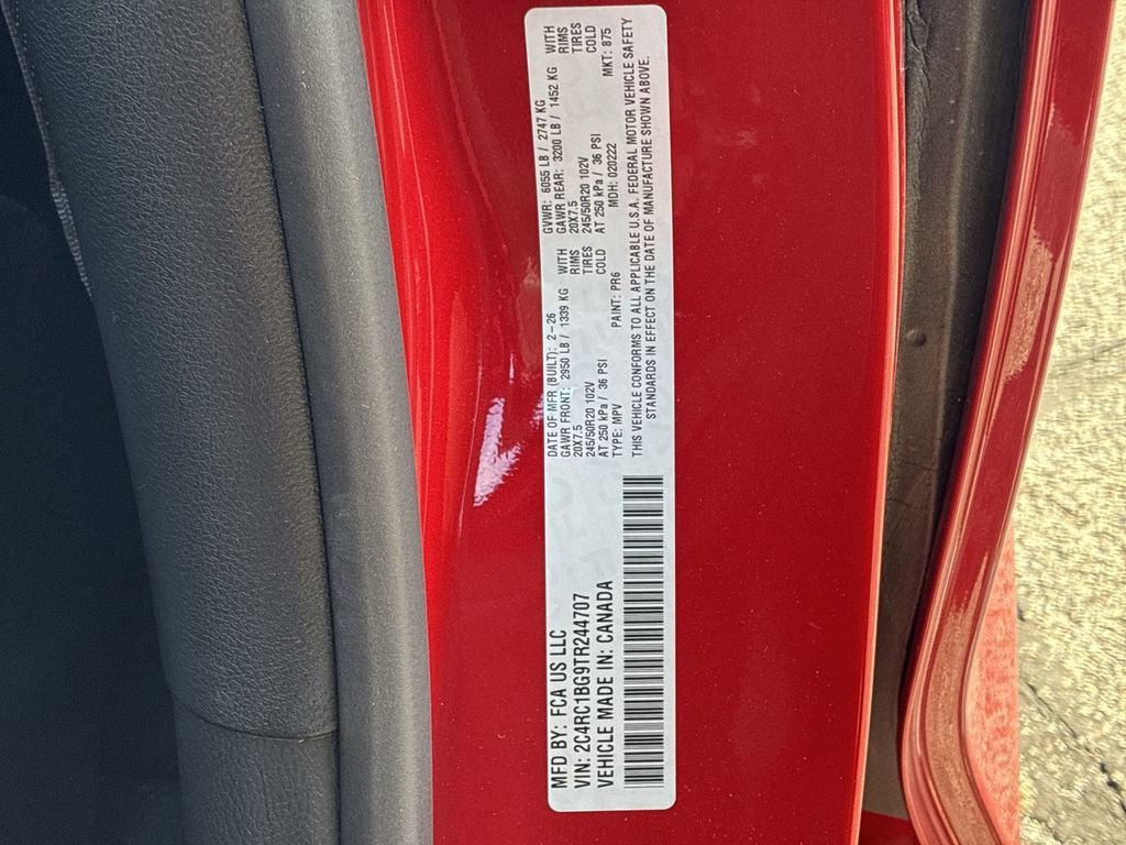 New 2026 Chrysler Pacifica Select FWD image 35