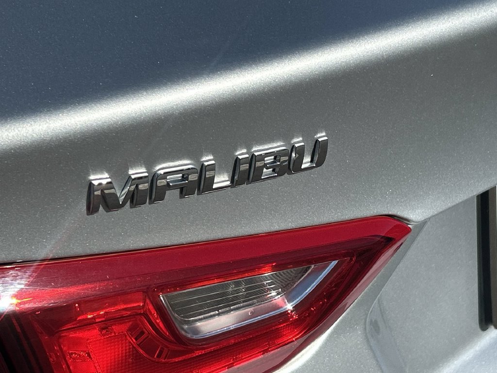 Used 2021 Chevrolet Malibu LS FWD image 24