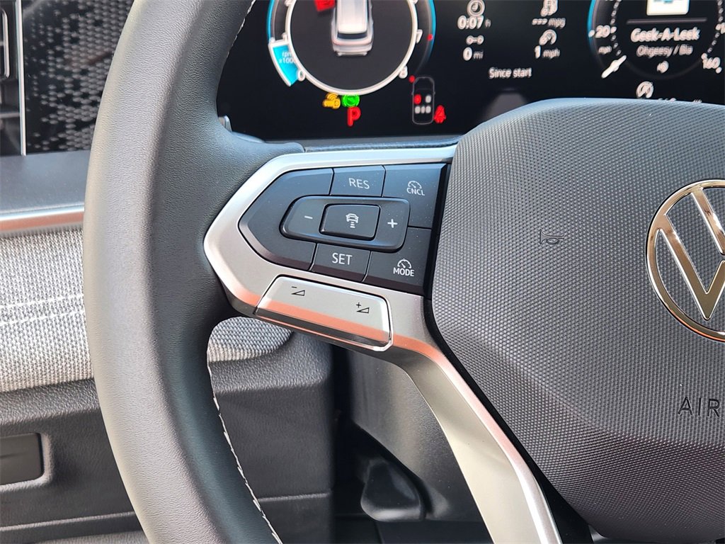 New 2026 Volkswagen Tiguan S image 8