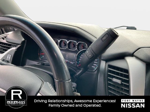 Used 2017 GMC Yukon SLE AWD/4WD image 25