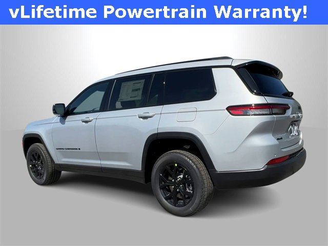 New 2025 Jeep Grand Cherokee L Laredo image 6
