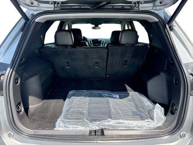 Used 2023 Chevrolet Equinox Premier FWD image 21