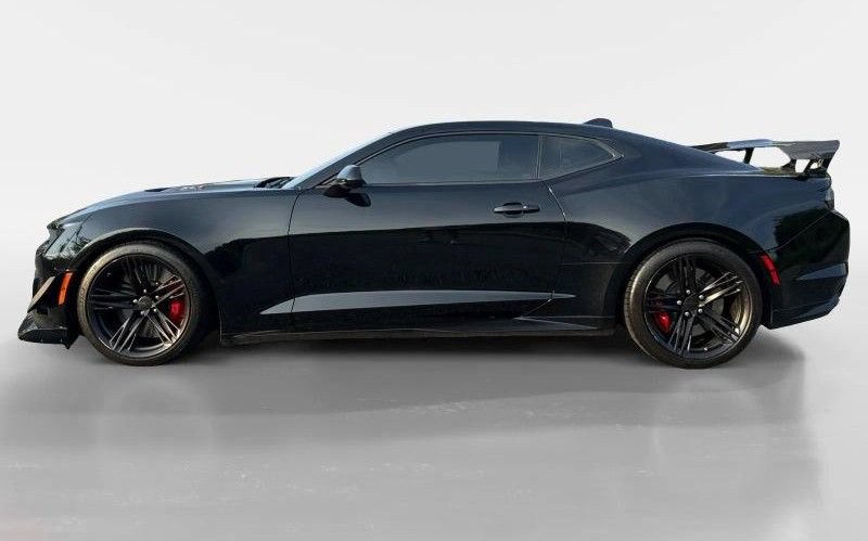 Used 2021 Chevrolet Camaro ZL1 RWD image 3