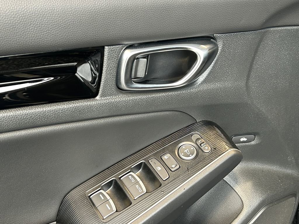 Used 2024 Honda Civic Touring image 21