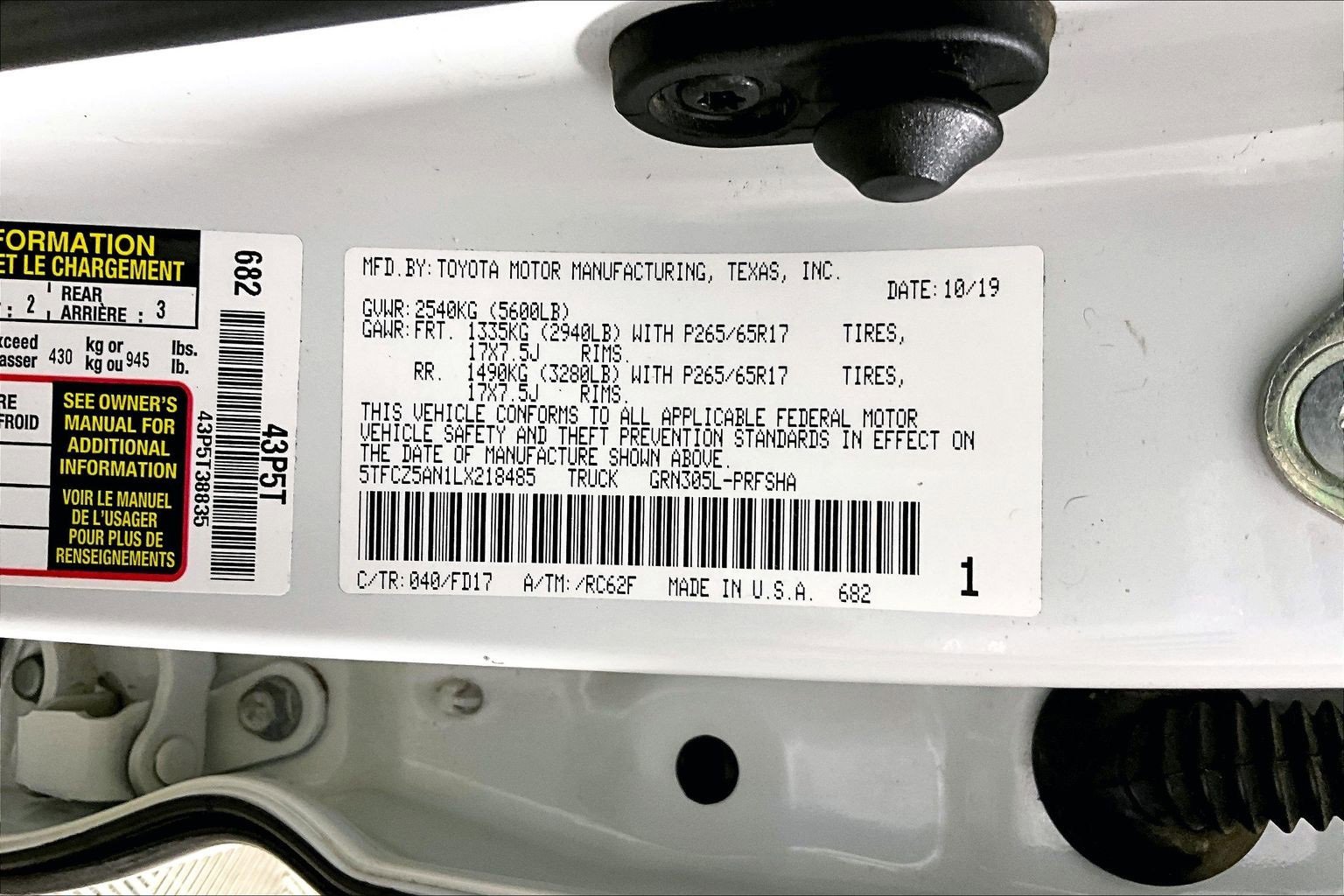 Used 2020 Toyota Tacoma TRD Sport image 32