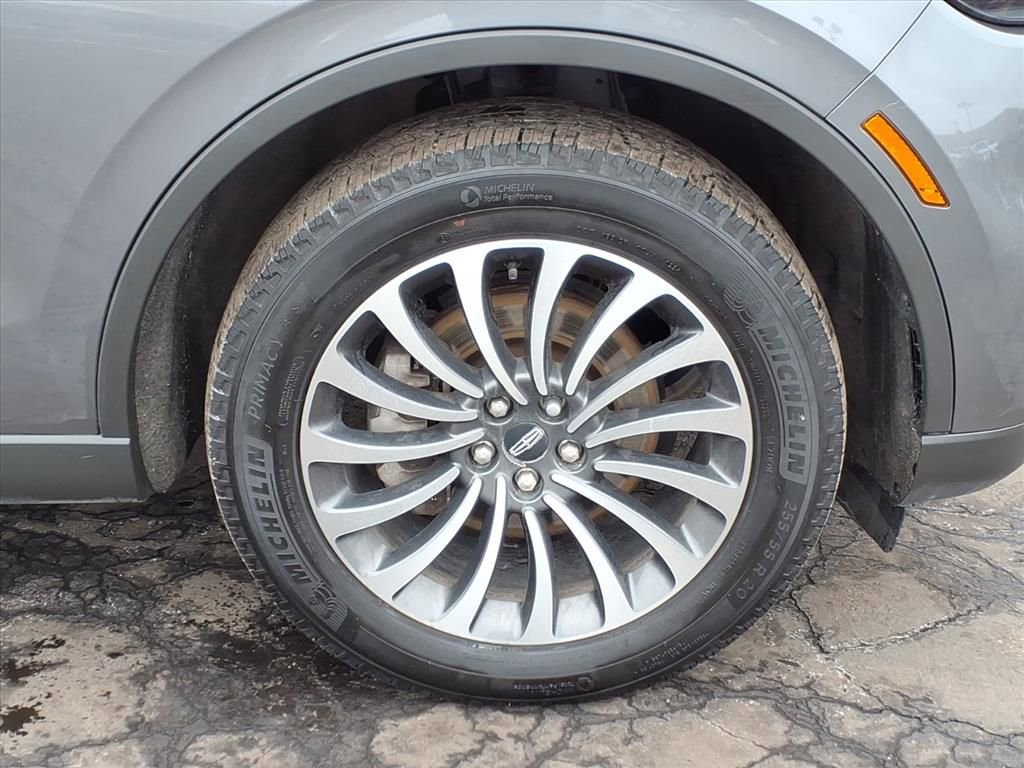 Certified 2024 Lincoln Aviator AWD w/ Premium Package image 9