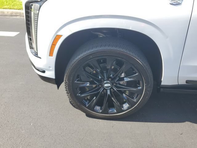 Certified 2026 Cadillac Escalade Platinum Sport w/ LPO, ONYX Package AWD/4WD image 11