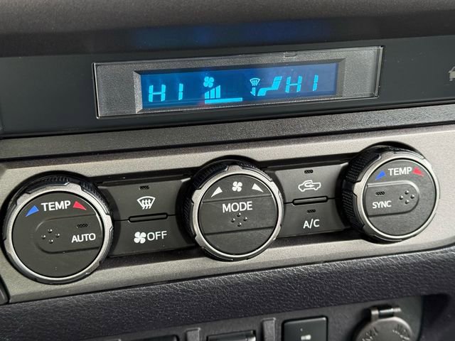 Certified 2021 Toyota Tacoma TRD Off-Road image 17