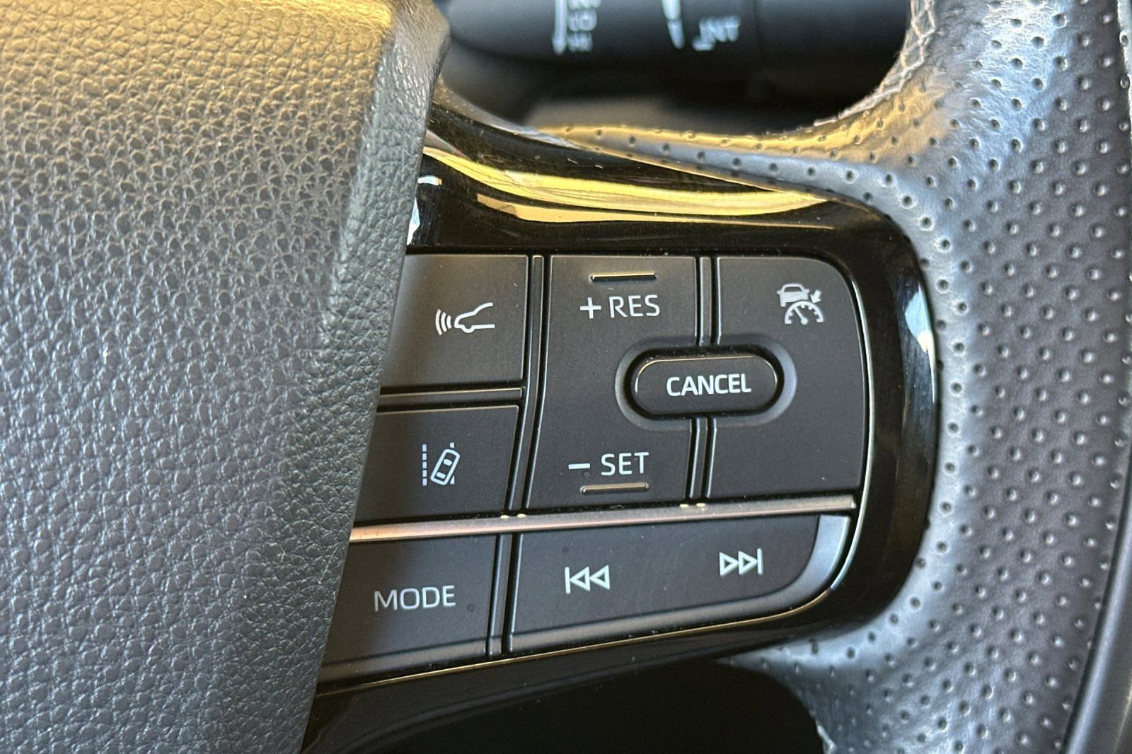 Certified 2023 Toyota Mirai XLE w/ Advanced Technology Package image 30