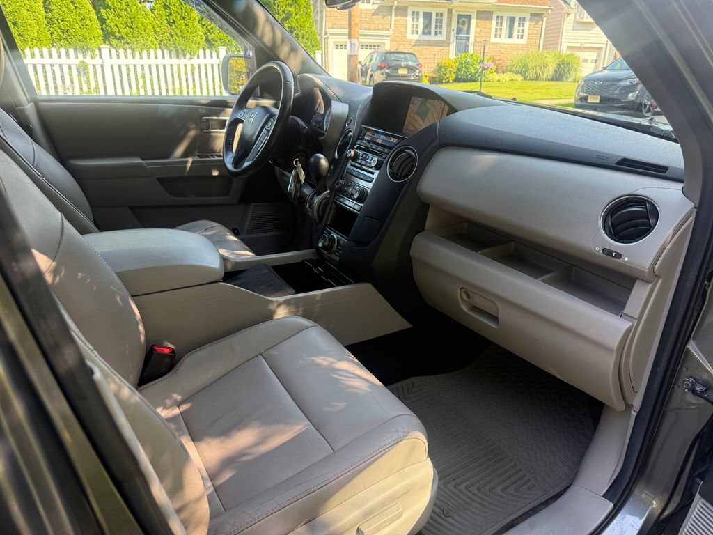 Used 2012 Honda Pilot Touring image 36