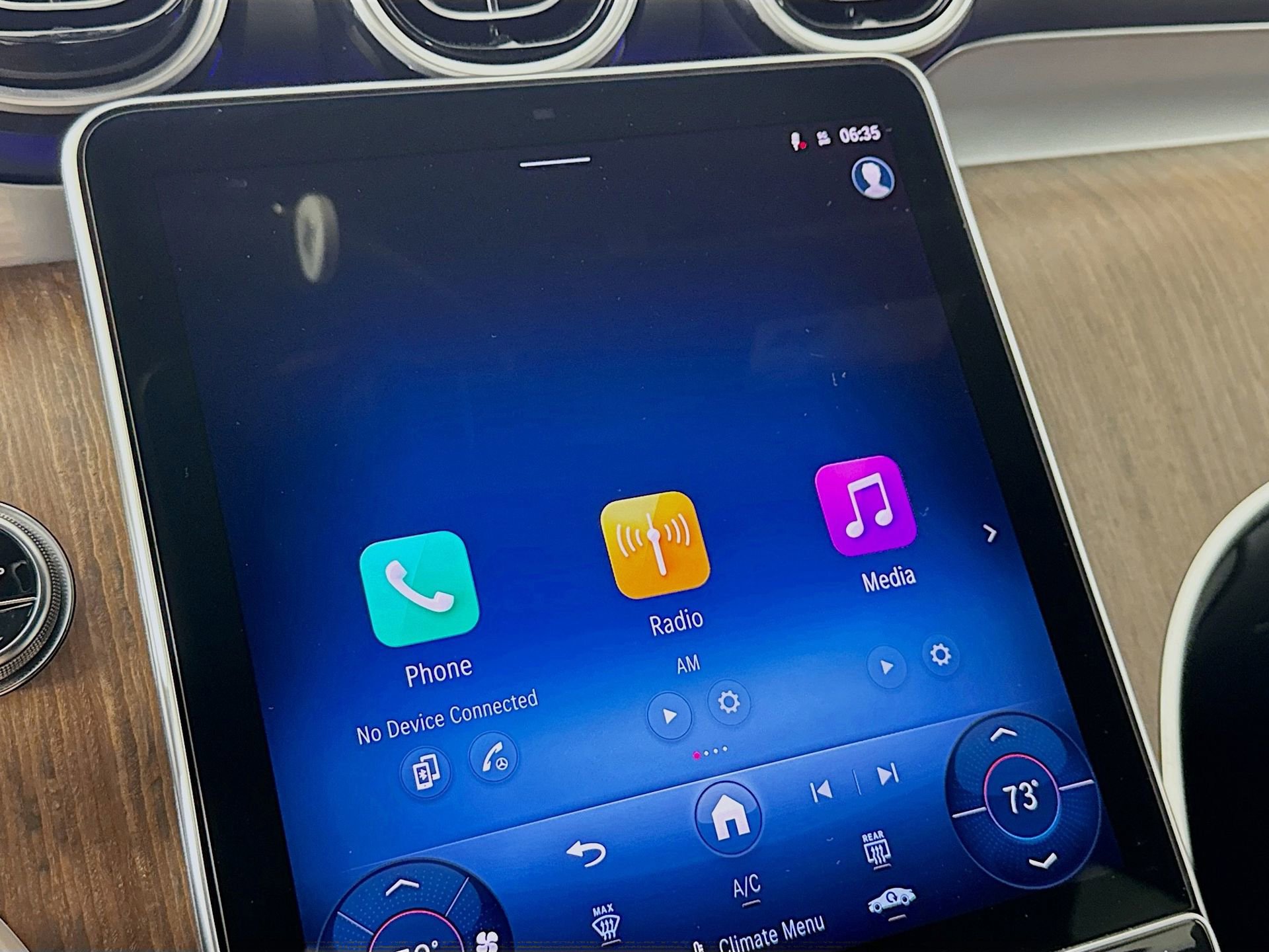 Certified 2025 Mercedes-Benz GLC 300 image 15