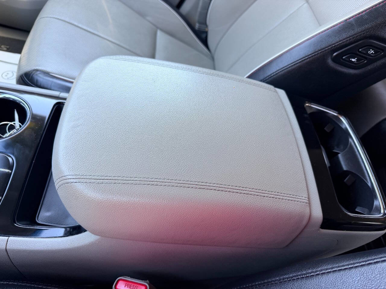 Used 2019 Kia Sedona EX w/ EX Premium Package FWD image 50