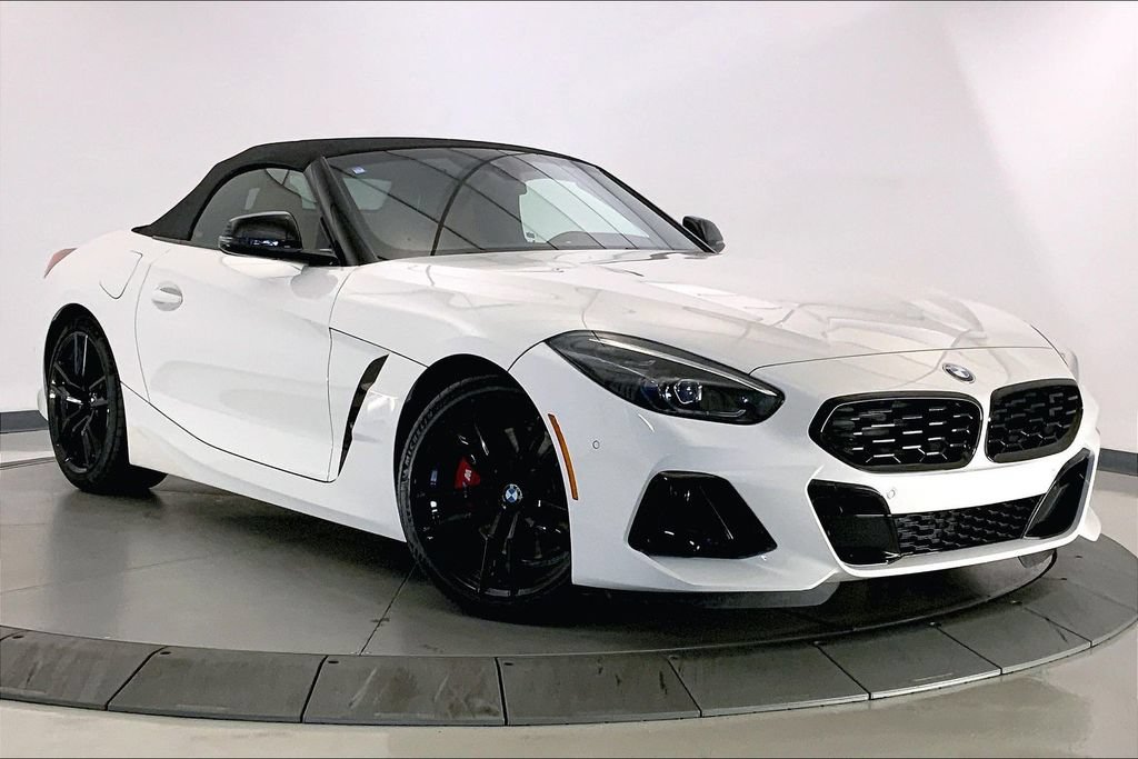 Certified 2023 BMW Z4 M40i w/ Premium Package RWD image 30