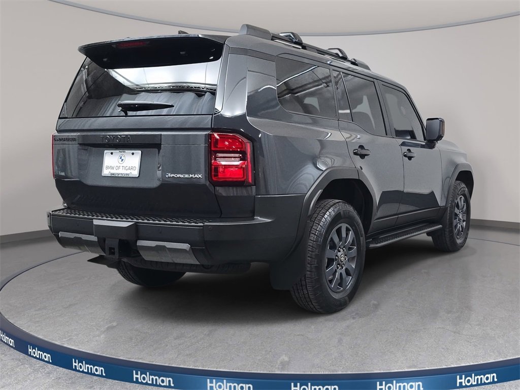 Used 2024 Toyota Land Cruiser image 6