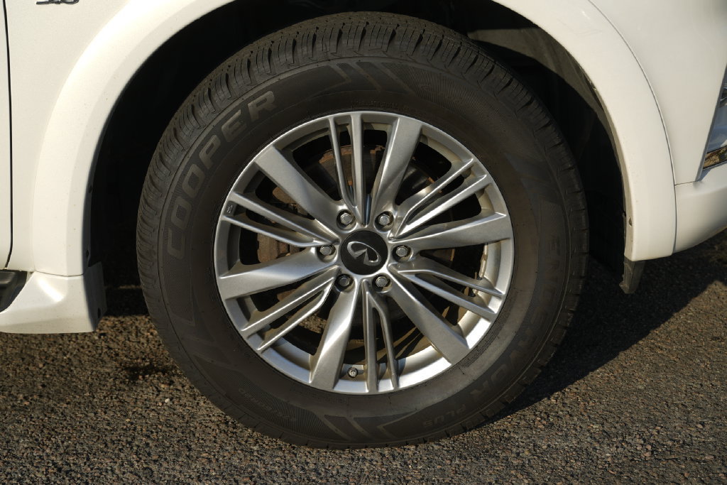 Used 2019 INFINITI QX80 Luxe AWD/4WD image 12