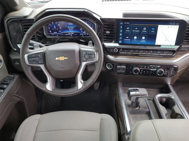 Used 2025 Chevrolet Silverado 1500 LT AWD/4WD image 12