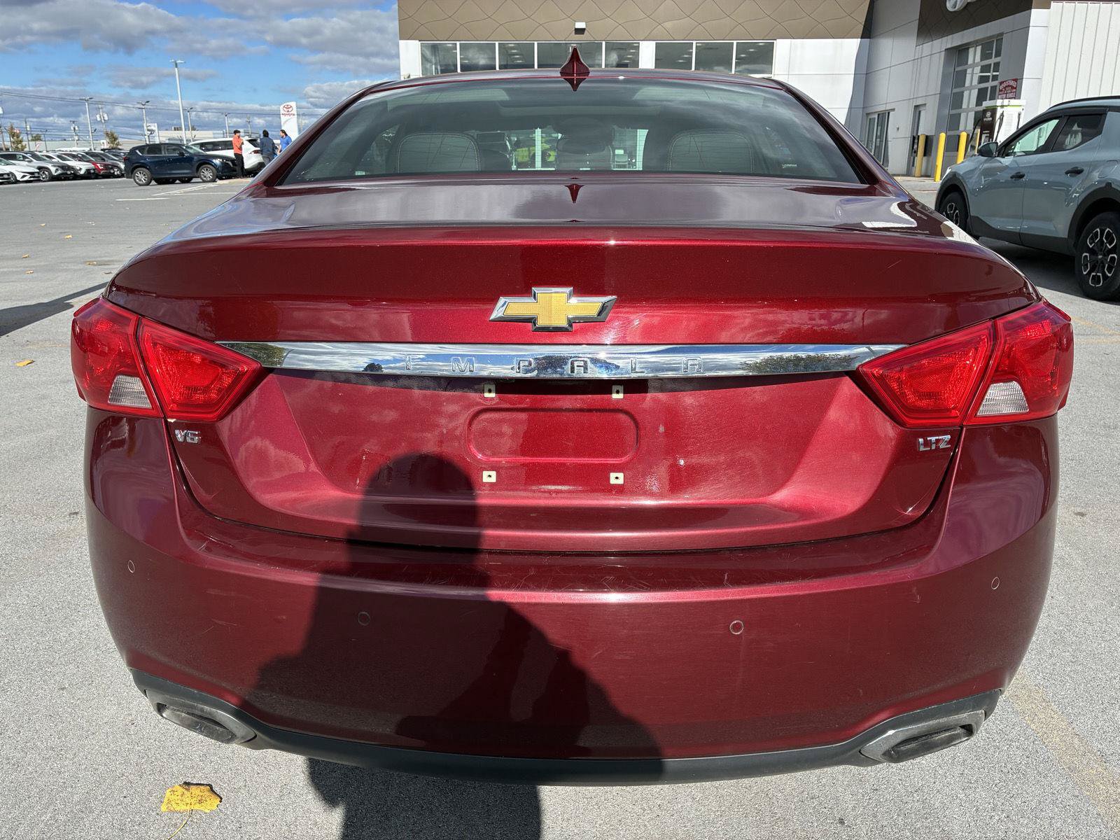 Used 2016 Chevrolet Impala LTZ w/ Enhanced Convenience Package FWD image 6