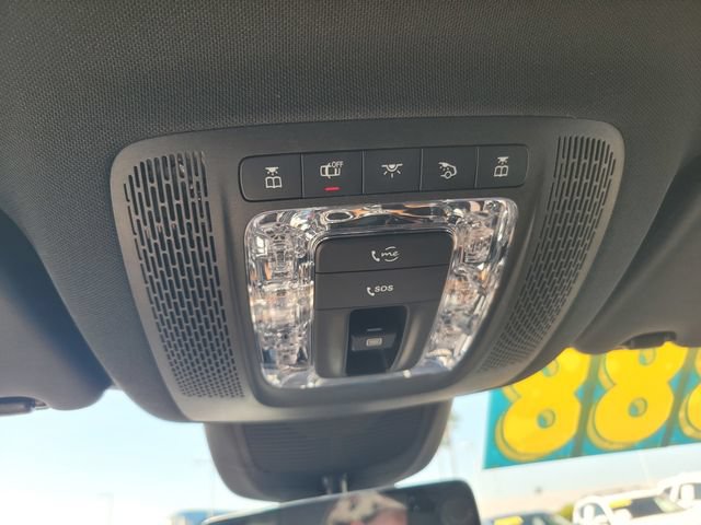 Used 2022 Mercedes-Benz GLS 450 4MATIC image 23