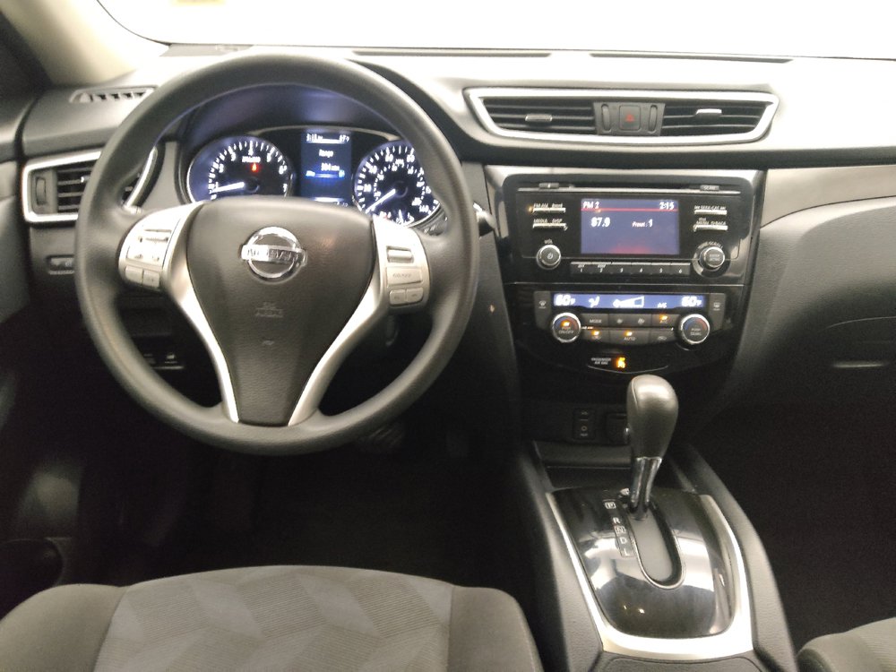 Used 2016 Nissan Rogue SV AWD/4WD image 22