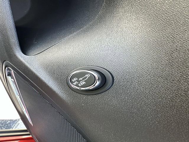 Used 2023 Buick Envision Avenir image 21