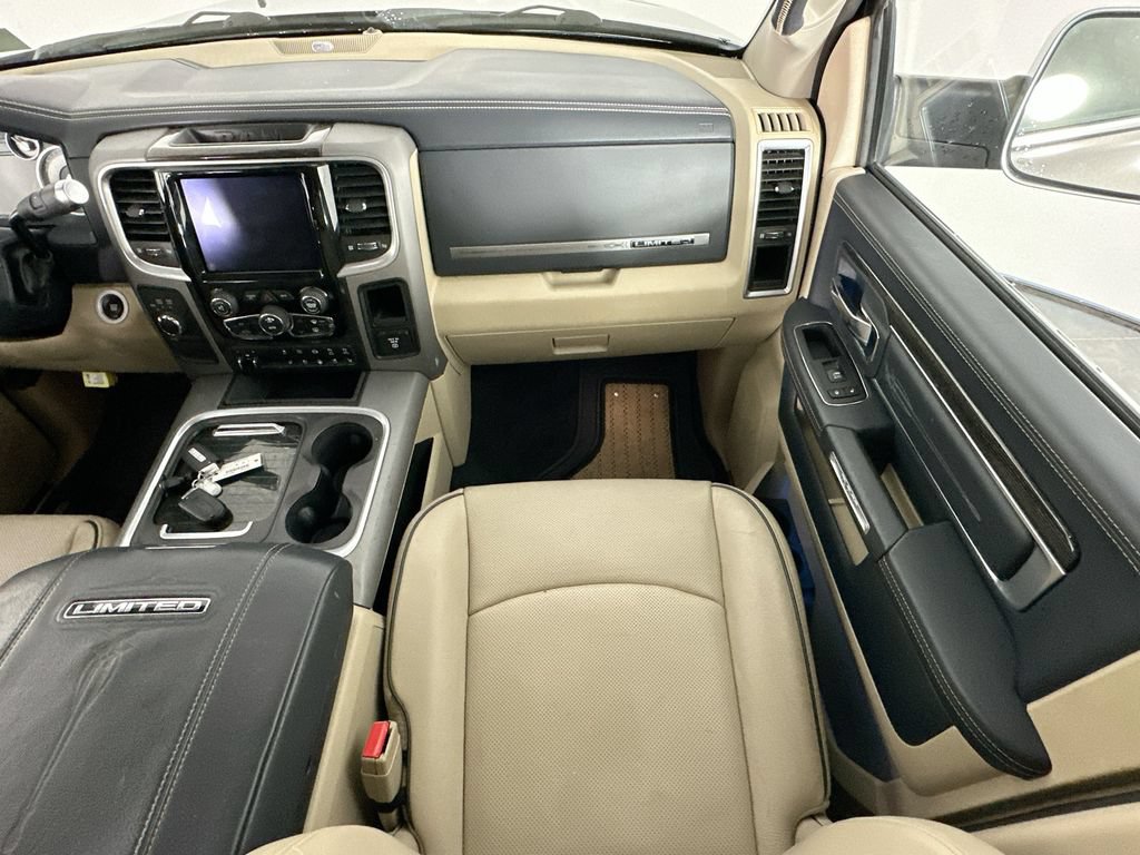 Used 2018 RAM 2500 Limited AWD/4WD image 11